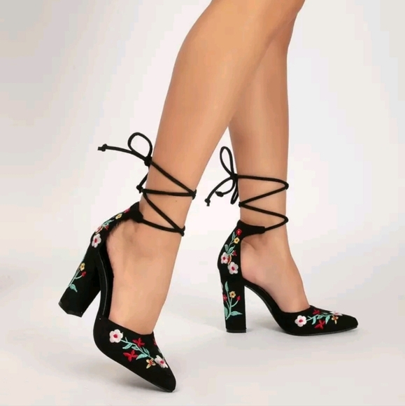 Floral Embroidery Detail Strappy Pumps, Multicolor Vacation Style Embroidery - Picture 5 of 6